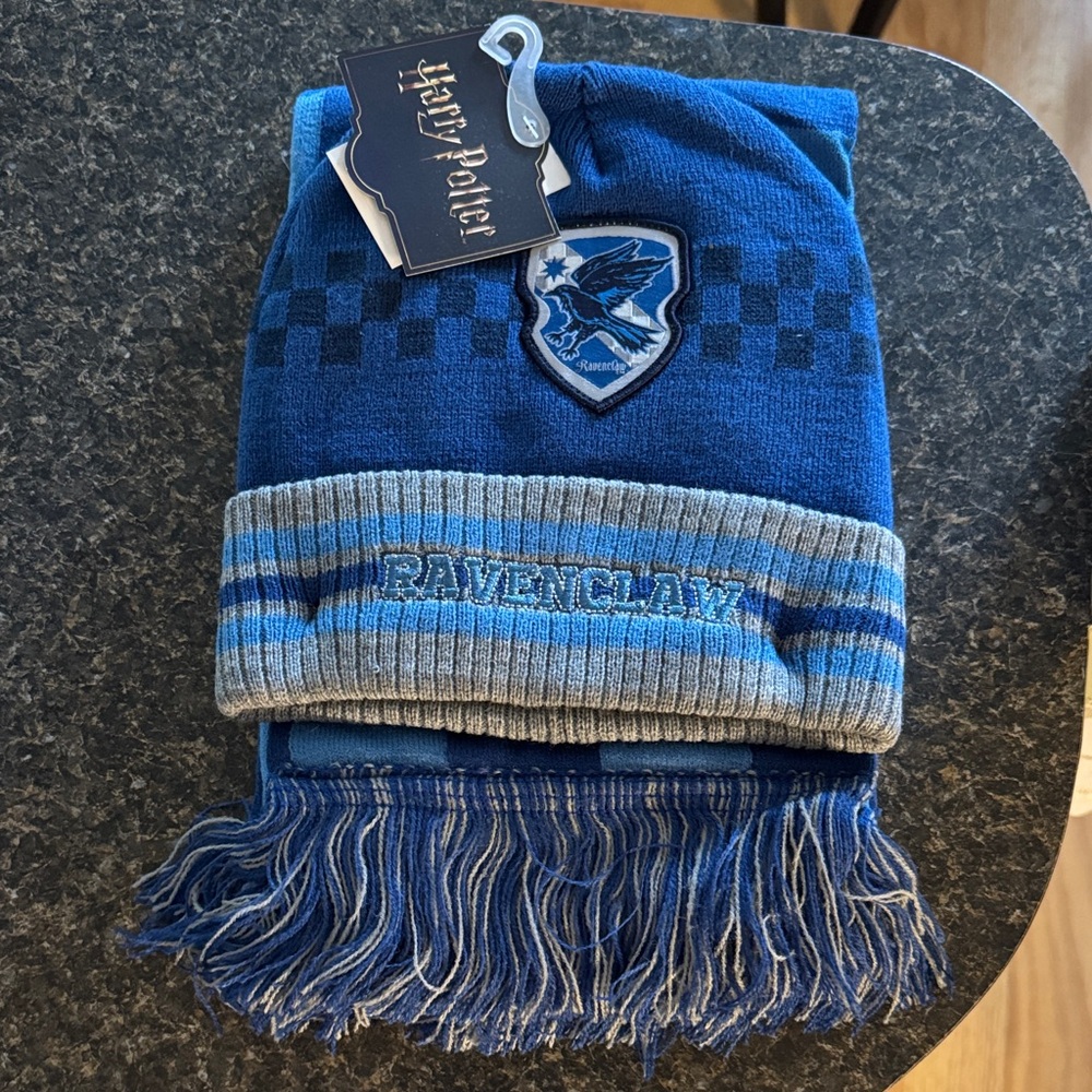 Harry Potter Ravenclaw Blue Knit Beanie and Scarf Set